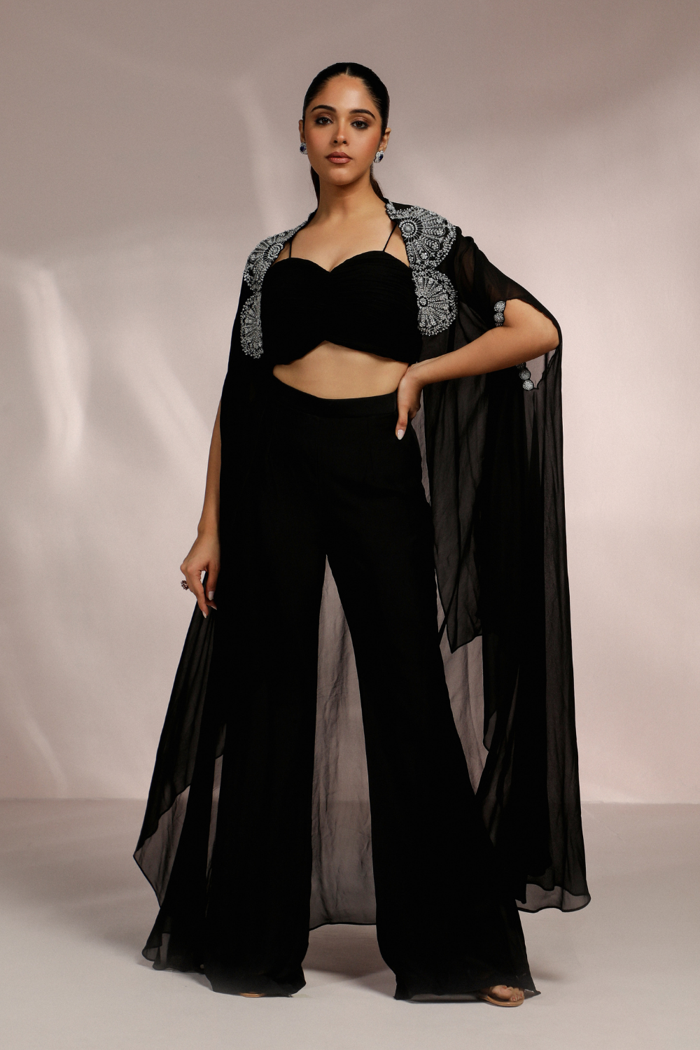 RADIANT BLACK SIDE SLIGHT PANT AND CAPE SET