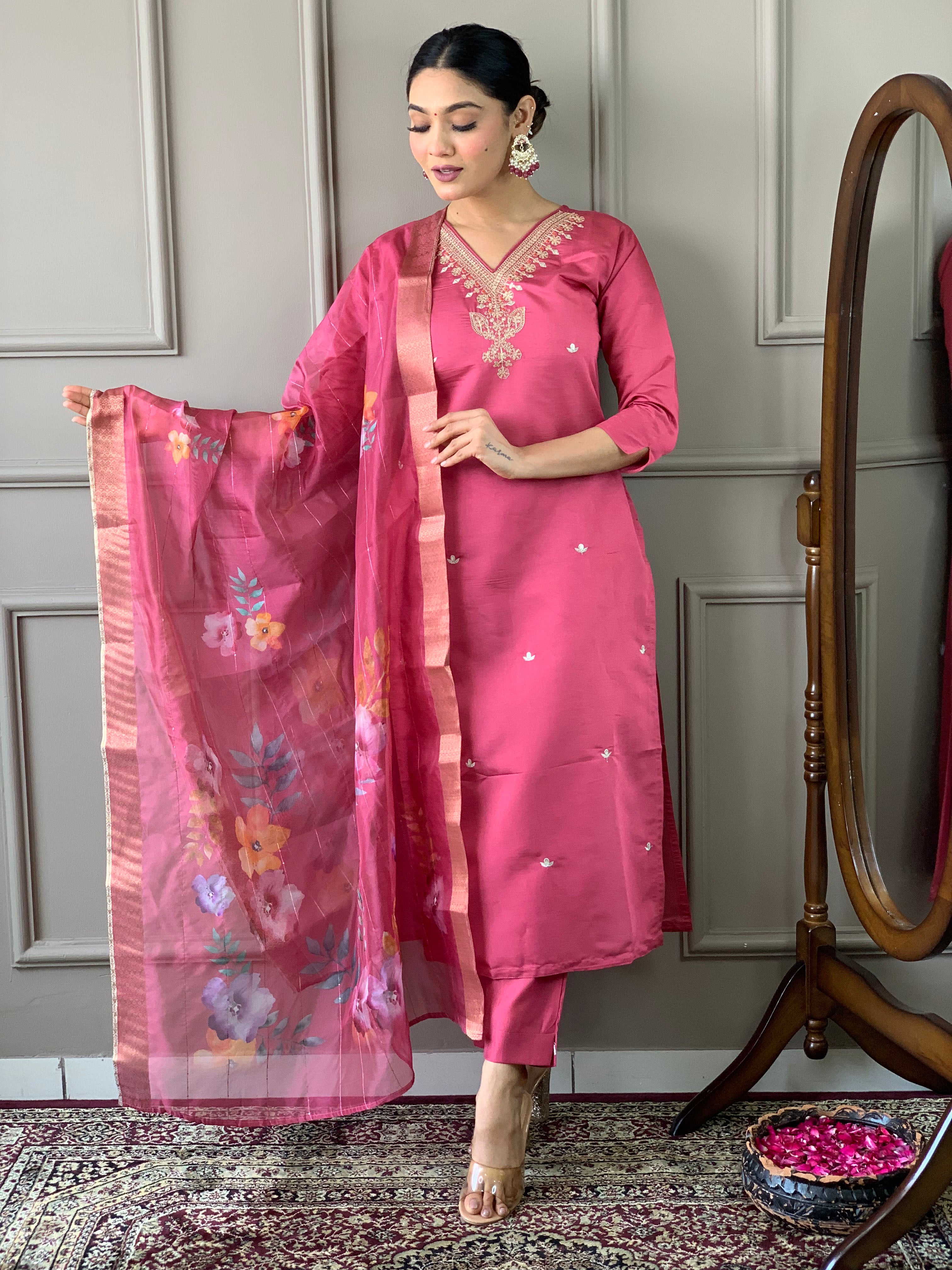 Women Viscose Chanderi Embroidered Straight Kurta with pant and dupatta sets