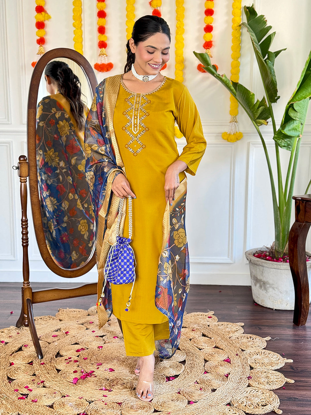 Women Viscose Chanderi Embroidered Straight Kurta with pant and dupatta sets