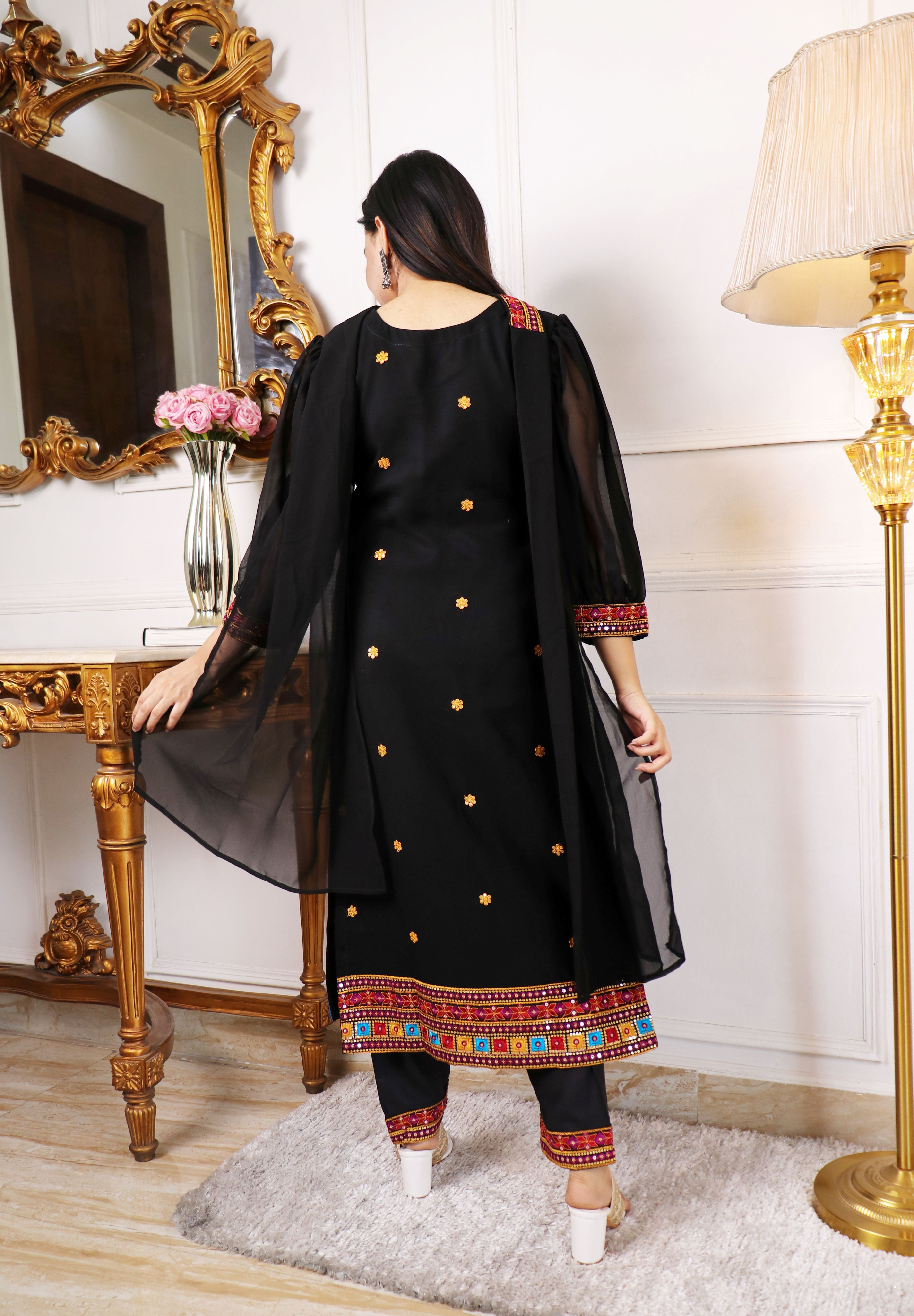 EMBELLISHED THREAD WORK KURTA WITH TROUSERS & DUPATTA