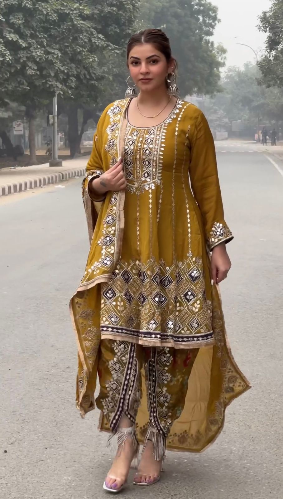 Chinon Silk Pakistani Heavy Sequence Work and Blouse Koti And Dhoti Salwar